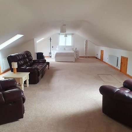 Urkers' Guest Accommodation Crossmaglen Екстер'єр фото